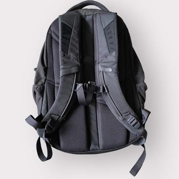 The North Face Black and Red Backpack - Picture 2 of 11